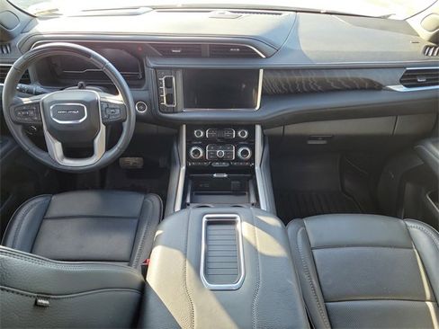 Used 2024 GMC Yukon Denali w/ Advanced Technology Package image 16