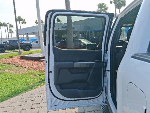 Used 2022 Ford F150 XLT w/ Equipment Group 302A High AWD/4WD image 15
