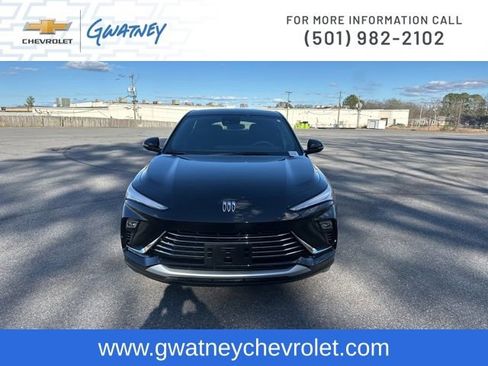 Used 2025 Buick Envista Preferred image 2