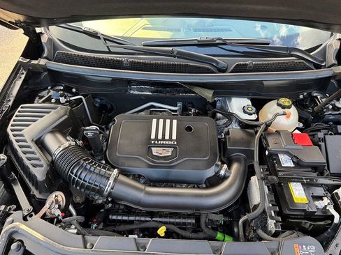 Certified 2023 Cadillac XT5 Premium Luxury AWD/4WD image 13