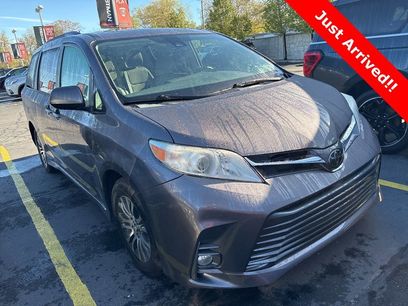 Used 2019 Toyota Sienna XLE w/ XLE Navigation Package