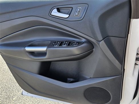 Used 2019 Ford Escape SEL image 27