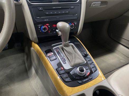 Used 2009 Audi A4 2.0T Premium Plus image 26