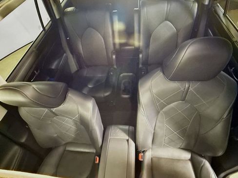 Certified 2022 Toyota Highlander Platinum image 21