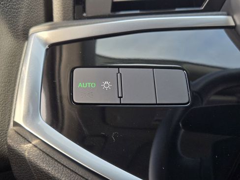 Certified 2021 Audi Q3 2.0T Premium w/ Convenience Package image 26