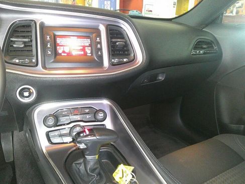 Used 2017 Dodge Challenger R/T w/ Driver Convenience Group RWD image 21