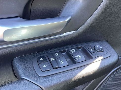Used 2022 RAM 1500 Big Horn image 10