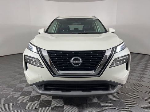 Used 2023 Nissan Rogue SV w/ SV Premium Package image 3