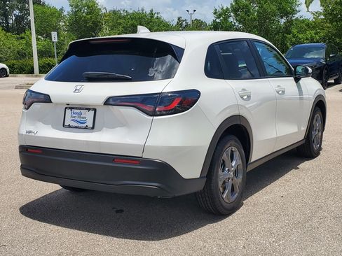 New 2026 Honda HR-V LX image 4