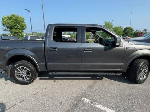Used 2018 Ford F150 XLT w/ Equipment Group 301A Mid AWD/4WD image 9