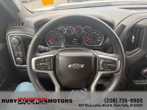 Used 2021 Chevrolet Silverado 1500 RST AWD/4WD image 12