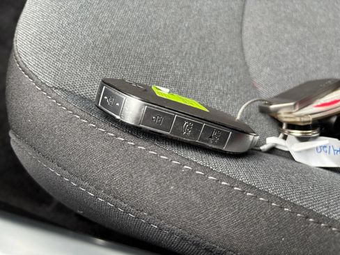 Used 2025 Kia K4 FWD image 21