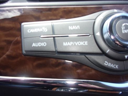 Used 2020 Nissan Armada SL w/ Premium Package AWD/4WD image 23