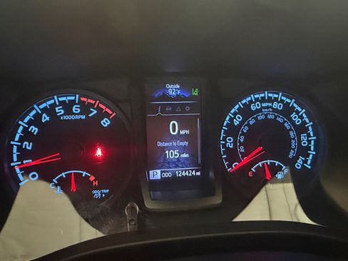 Used 2020 Toyota Tacoma SR AWD/4WD image 20