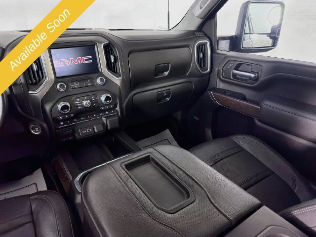 Used 2022 GMC Sierra 2500 Denali w/ Denali Black Diamond Edition AWD/4WD image 23
