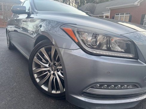 Used 2015 Hyundai Genesis 5.0 image 7