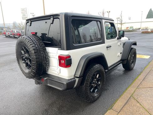 Used 2024 Jeep Wrangler Willys image 13