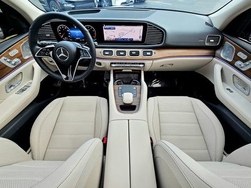 Certified 2025 Mercedes-Benz GLE 350 4MATIC image 29