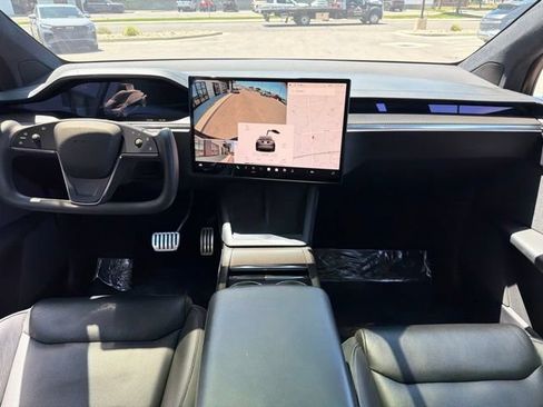Used 2022 Tesla Model X Plaid AWD/4WD image 18