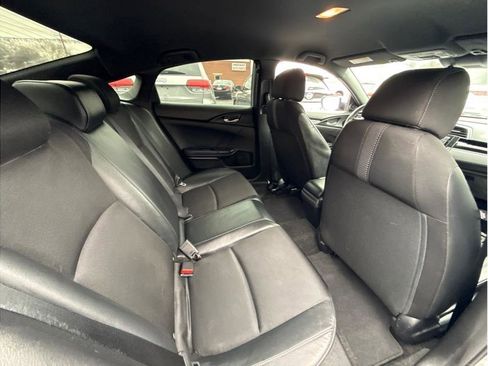 Used 2020 Honda Civic Sport image 9