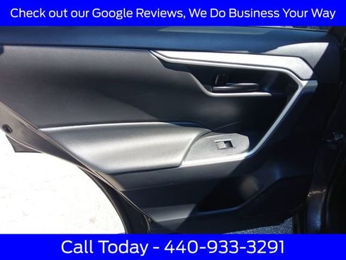 Used 2022 Toyota RAV4 XLE Premium AWD/4WD image 31