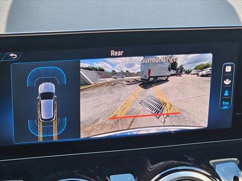 Used 2025 Mercedes-Benz GLA 250 image 14