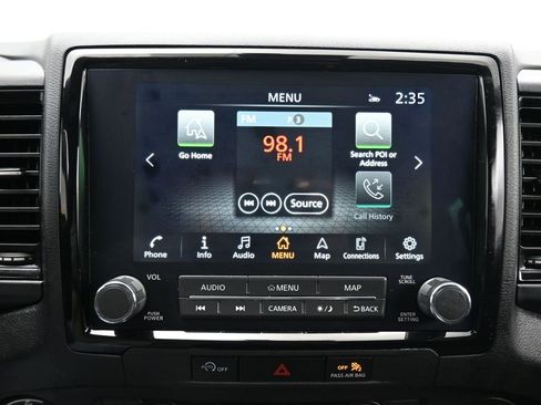 Used 2024 Nissan Frontier PRO-4X w/ Technology Package image 17