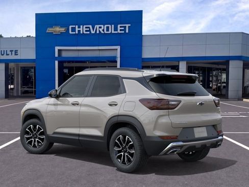 New 2026 Chevrolet TrailBlazer ACTIV w/ Convenience Package FWD image 3