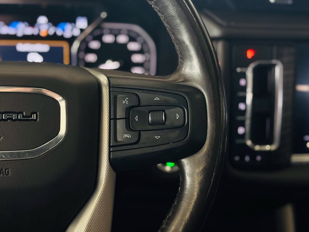 Used 2021 GMC Yukon XL Denali w/ Advanced Technology Package AWD/4WD image 52
