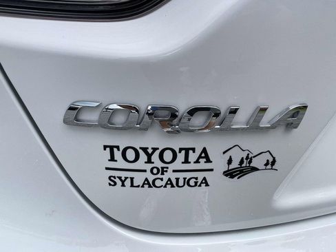 Used 2026 Toyota Corolla LE FWD image 9