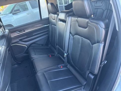 Used 2021 Jeep Grand Cherokee L Limited AWD/4WD image 23