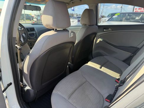 Used 2016 Hyundai Accent SE image 11