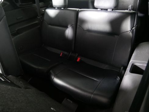 Used 2024 Mitsubishi Outlander SE image 33