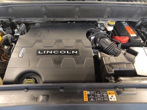 Used 2018 Lincoln MKX Reserve w/ Luxury Package FWD image 30