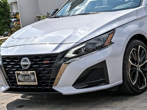 Used 2024 Nissan Altima 2.5 SR w/ SR Premium Package AWD/4WD image 6