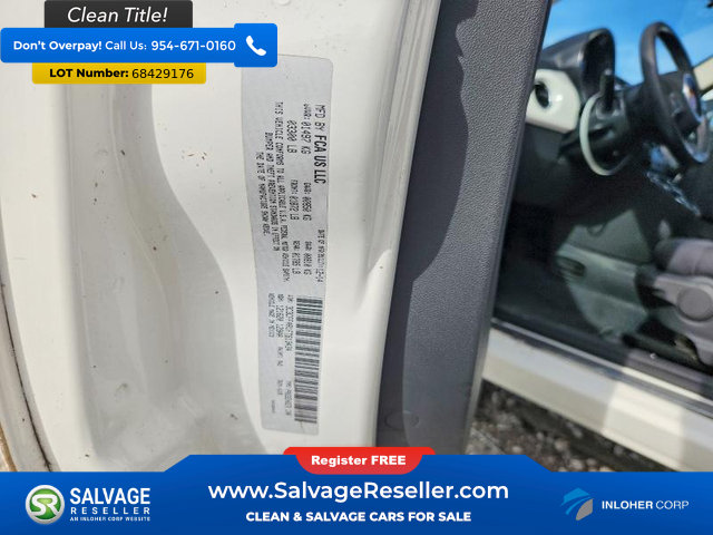 Used 2015 FIAT 500 Pop FWD image 16
