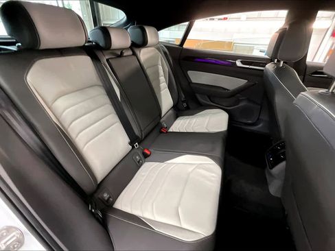 Used 2023 Volkswagen Arteon SEL Premium image 30