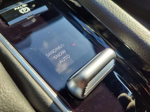 New 2026 Jeep Compass Limited image 32