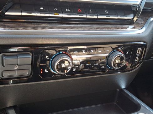 Used 2023 Chevrolet Silverado 1500 RST w/ Z71 Off-Road Package image 15