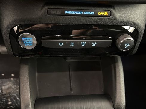 New 2025 Ford Escape ST-Line Elite w/ Tech Pack #1 image 15