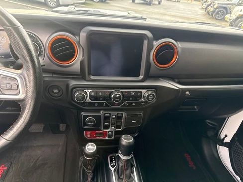 Used 2021 Jeep Gladiator Mojave image 22