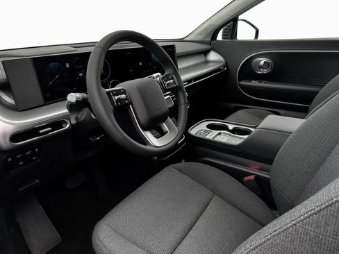 New 2026 Hyundai Ioniq 9 SE image 9