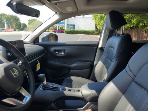 New 2027 Honda HR-V EX-L image 14