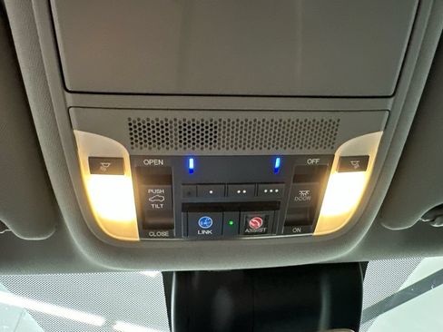 Used 2016 Acura MDX FWD w/ Technology Package image 30