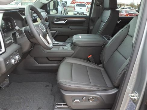 New 2026 GMC Sierra 2500 Denali w/ Denali Reserve Package image 16