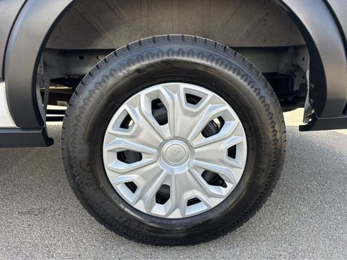 Used 2023 Ford Transit 350 XLT image 14