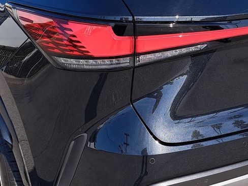Used 2026 Lexus RX 350 Premium w/ Accessory Package (Z1) FWD image 37