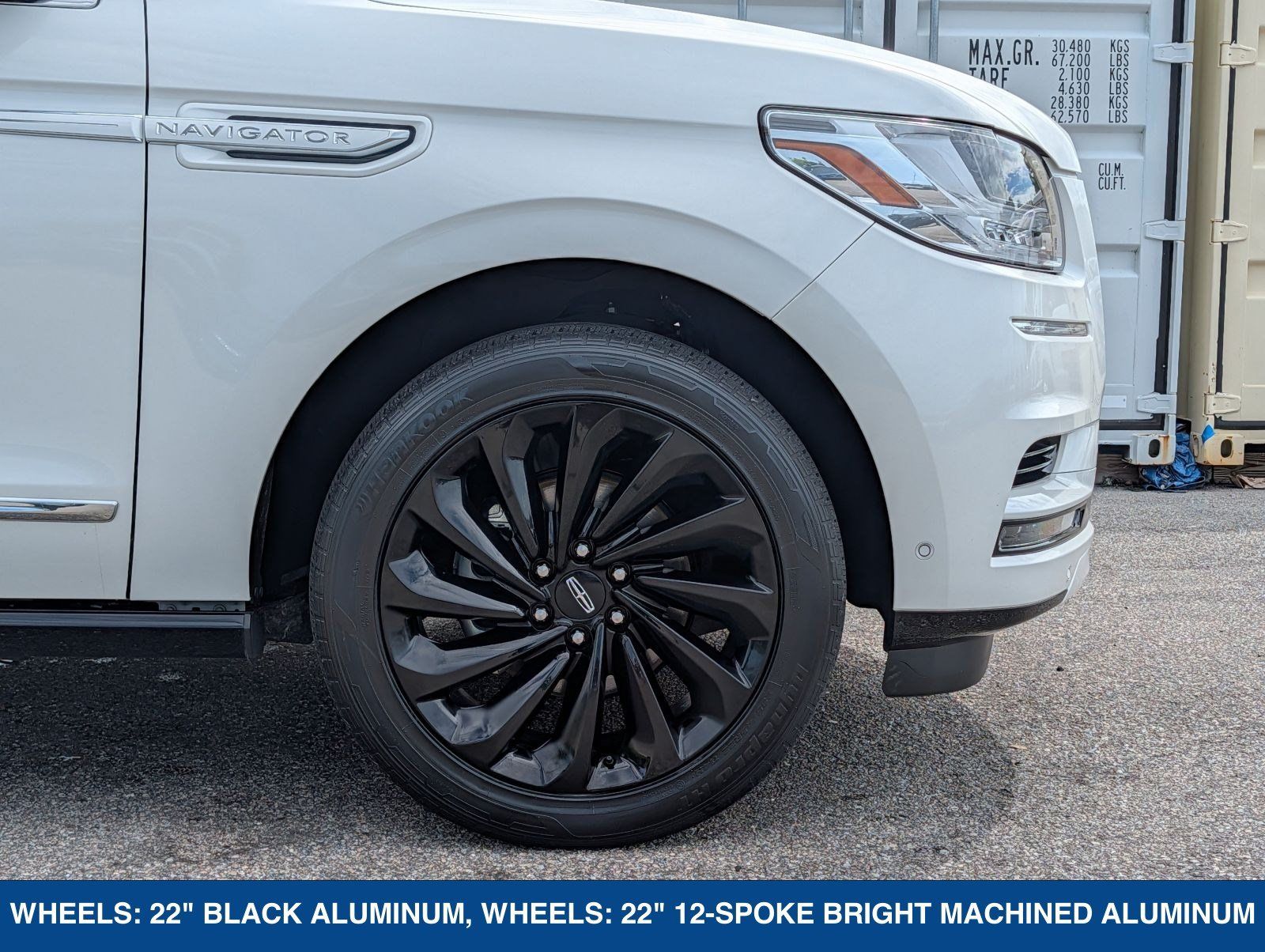 Used 2021 Lincoln Navigator Reserve AWD/4WD image 12