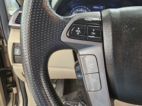 Used 2013 Honda Odyssey EX image 17