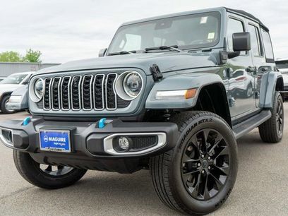 Used 2024 Jeep Wrangler Unlimited Sahara w/ Technology Group